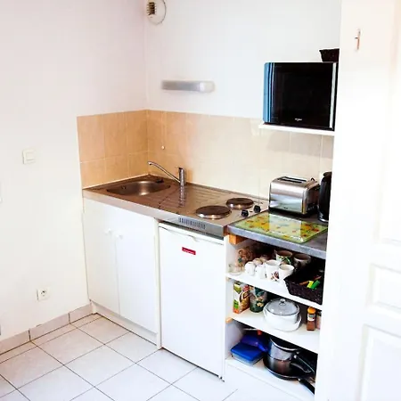 Apartment Proche Rempart Avec Parking Securise Avignon