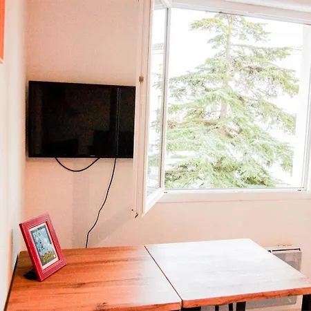 Apartment Proche Rempart Avec Parking Securise Avignon